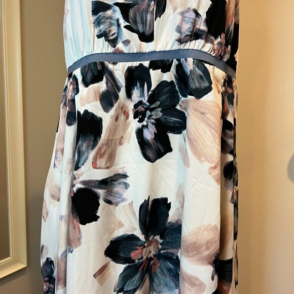 Simply Vera Vera Wang Watercolor Floral Asymmetrical Dress, Size Large - Picture 3 of 16